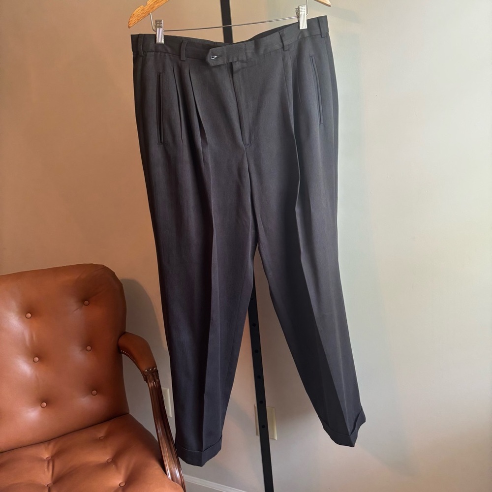 Perry Ellis Gray Dress Pants Pleated Wool Blend